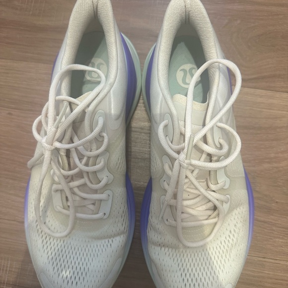 LULULEMON Blissfeel Women's Running Shoe SIZE 8 - Picture 6 of 8